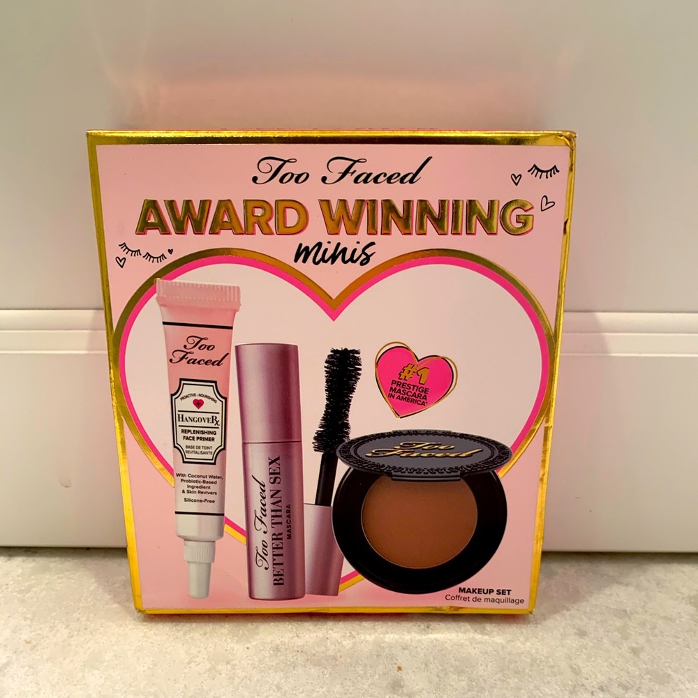 Too Faced Award Winning Mini set